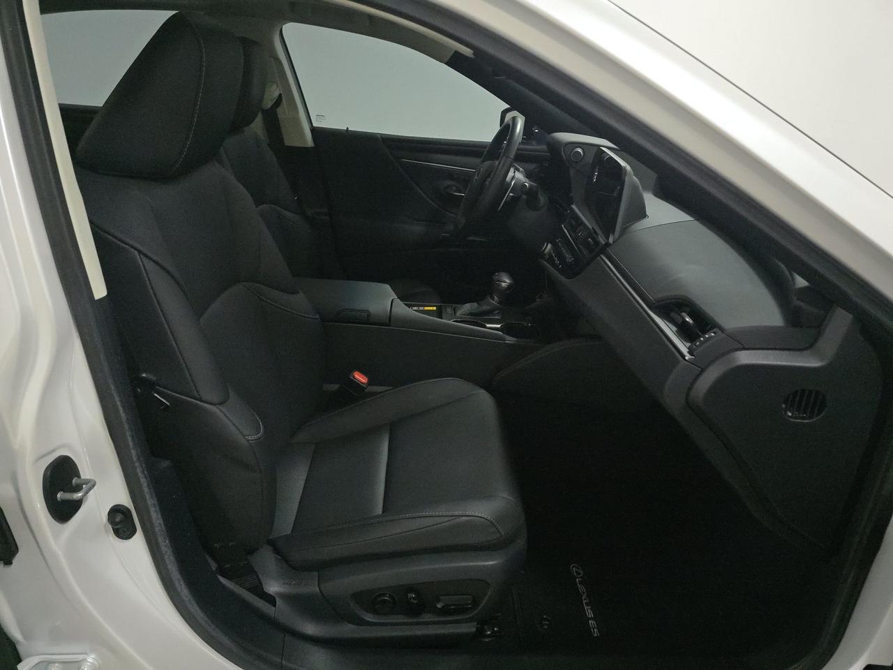 2025 Lexus ES ES 350 Knoxville TN