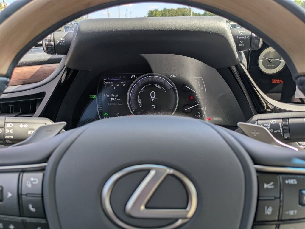 2025 Lexus ES HYBRID ES 300h LUXURY Richmond VA