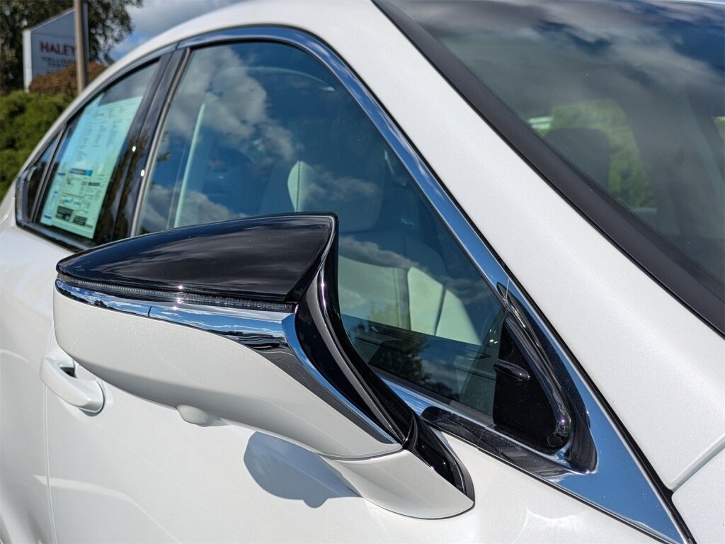 2025 Lexus ES HYBRID ES 300h LUXURY Richmond VA