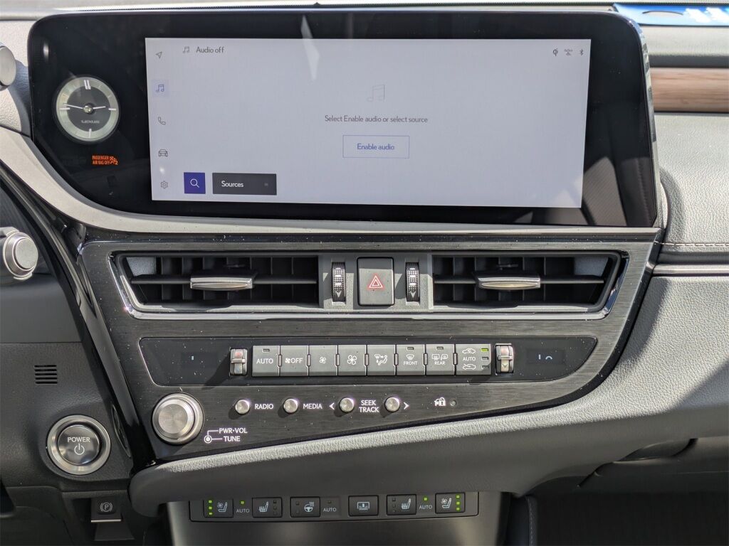 2025 Lexus ES HYBRID ES 300h LUXURY Richmond VA