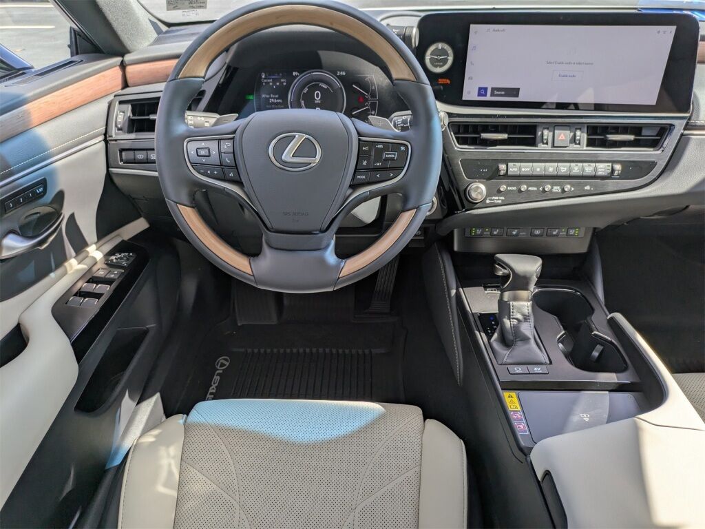 2025 Lexus ES HYBRID ES 300h LUXURY Richmond VA