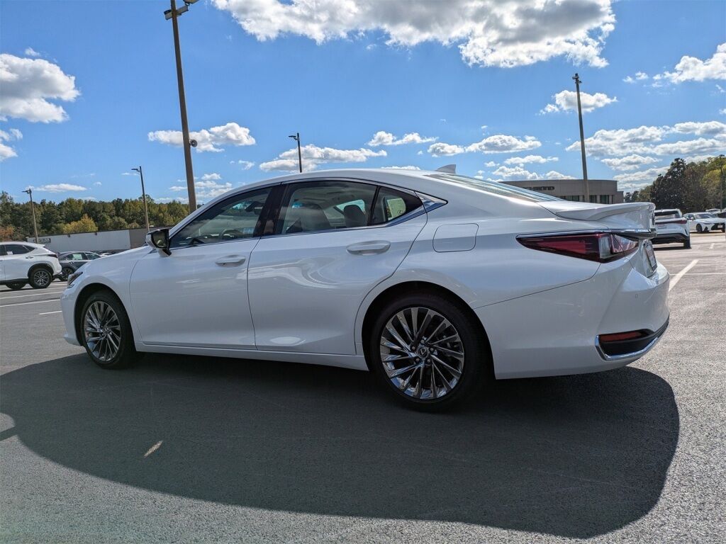 2025 Lexus ES HYBRID ES 300h LUXURY Richmond VA