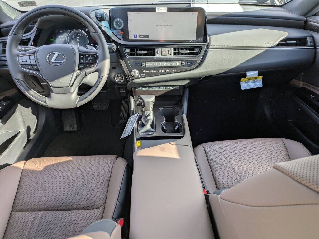 2025 Lexus ES HYBRID ES 300h LUXURY Richmond VA