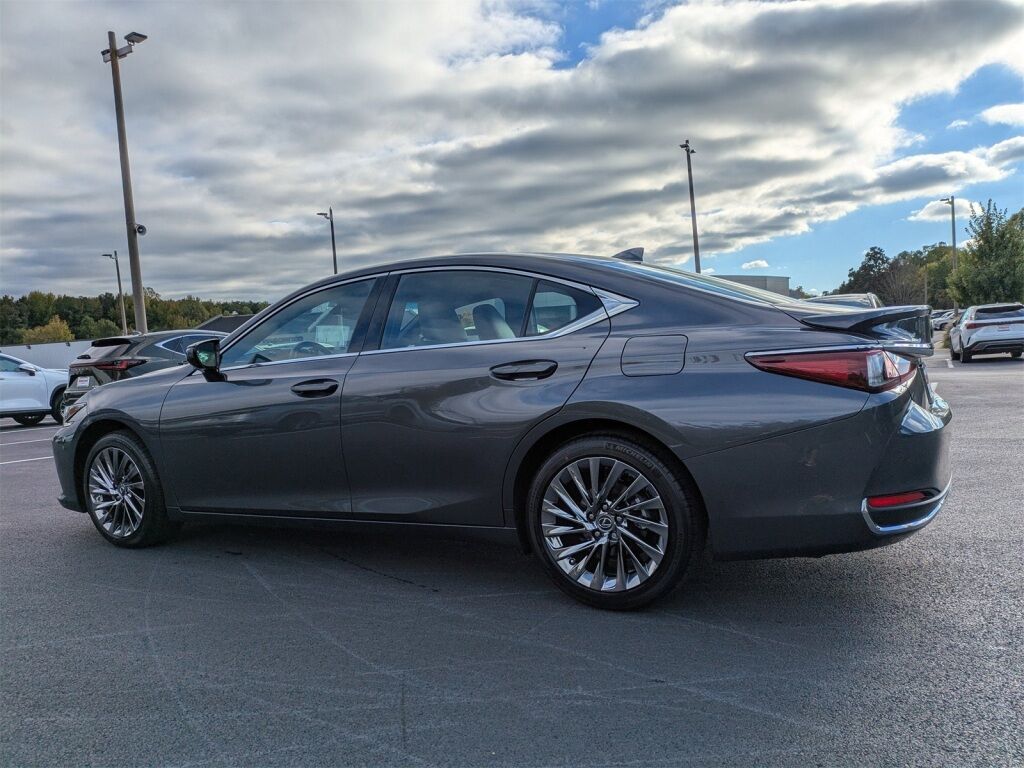 2025 Lexus ES HYBRID ES 300h LUXURY Richmond VA