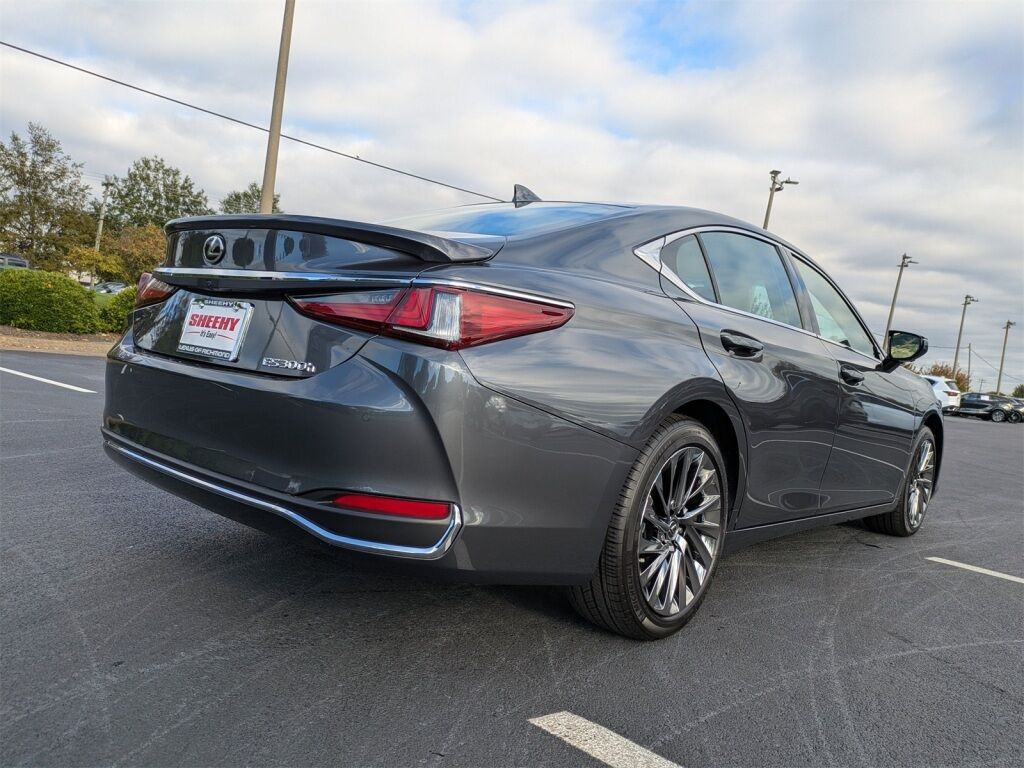 2025 Lexus ES HYBRID ES 300h LUXURY Richmond VA