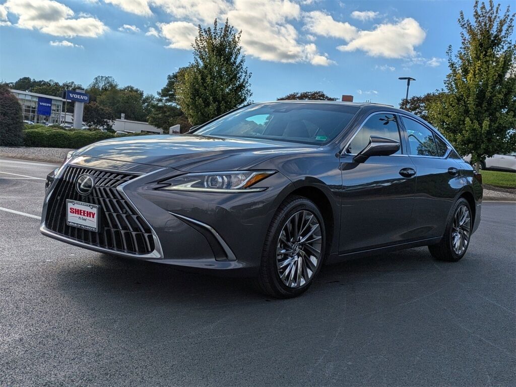 2025 Lexus ES HYBRID ES 300h LUXURY Richmond VA