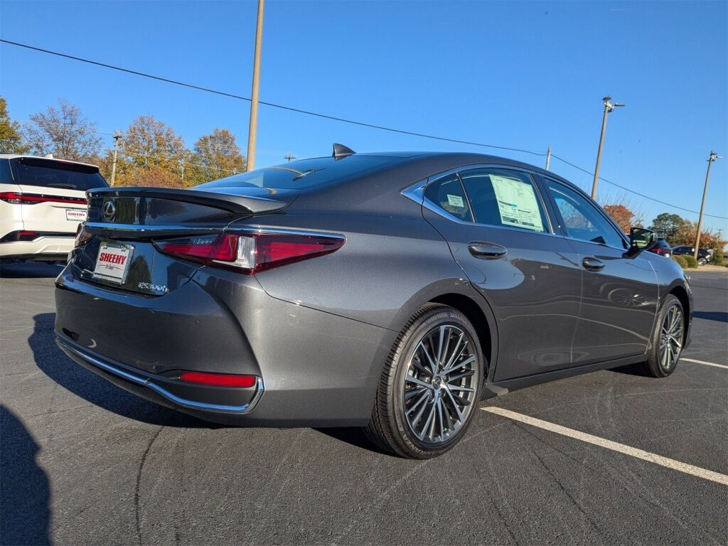 2025 Lexus ES HYBRID ES 300h Richmond VA