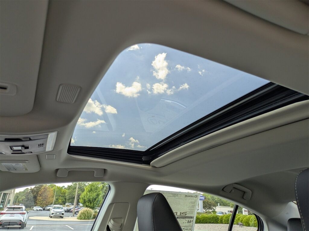 2025 Lexus ES HYBRID ES 300h Richmond VA