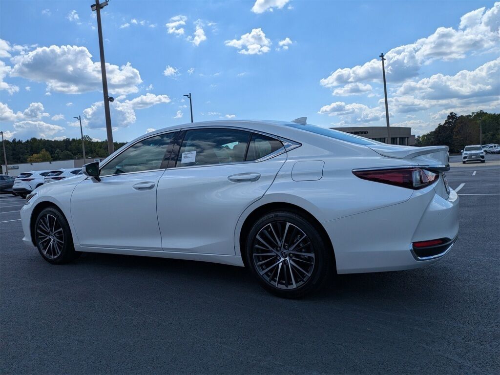 2025 Lexus ES HYBRID ES 300h Richmond VA