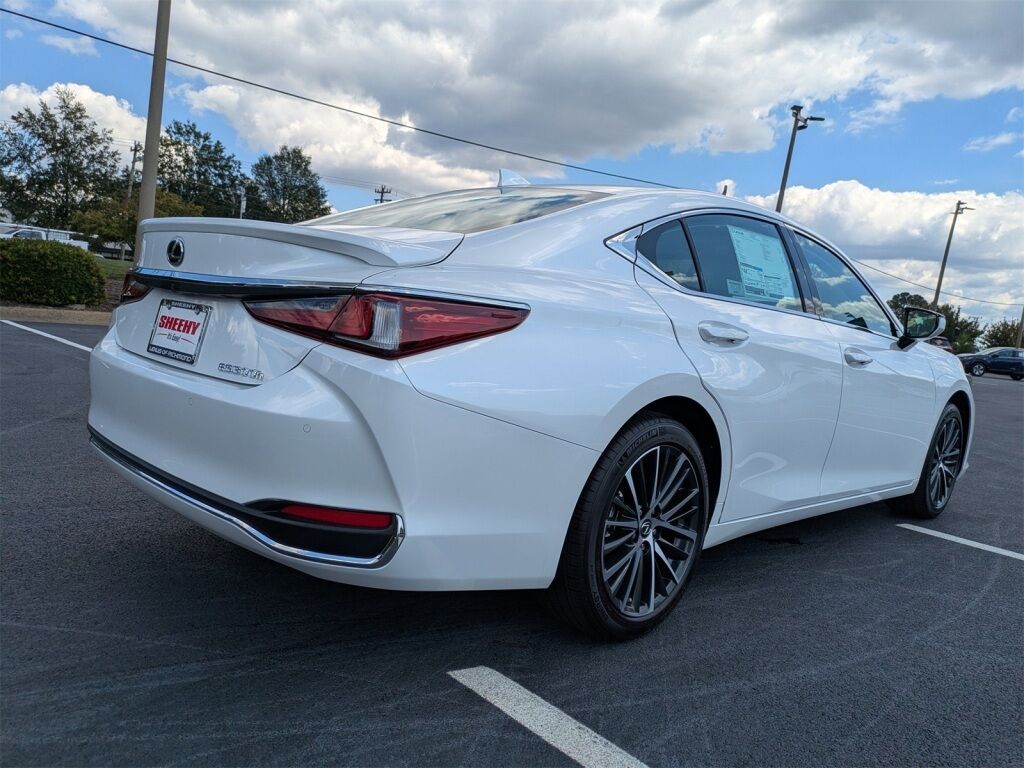 2025 Lexus ES HYBRID ES 300h Richmond VA