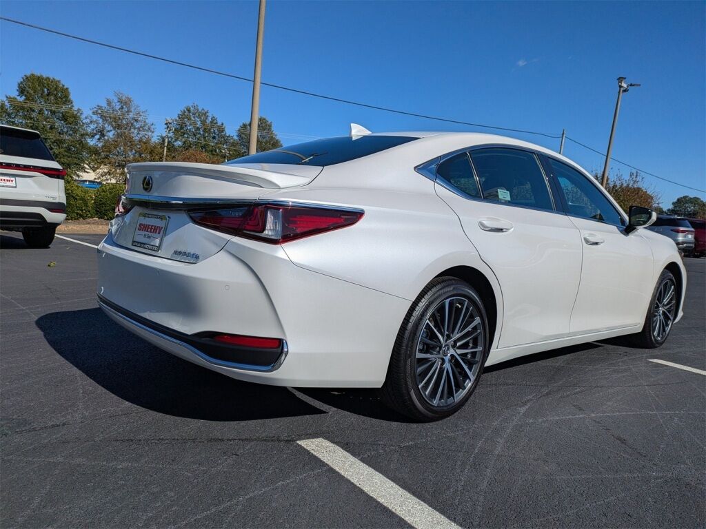 2025 Lexus ES HYBRID ES 300h Richmond VA