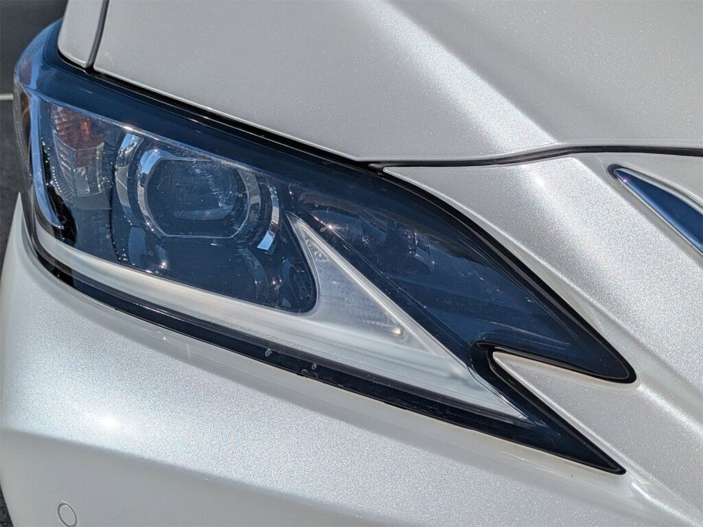 2025 Lexus ES HYBRID ES 300h Richmond VA