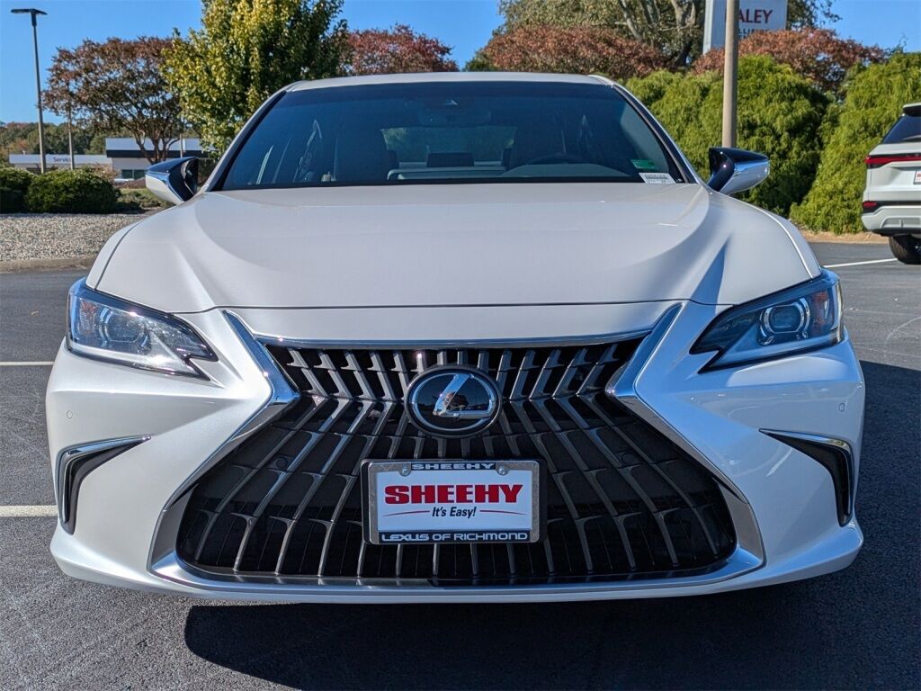 2025 Lexus ES HYBRID ES 300h Richmond VA