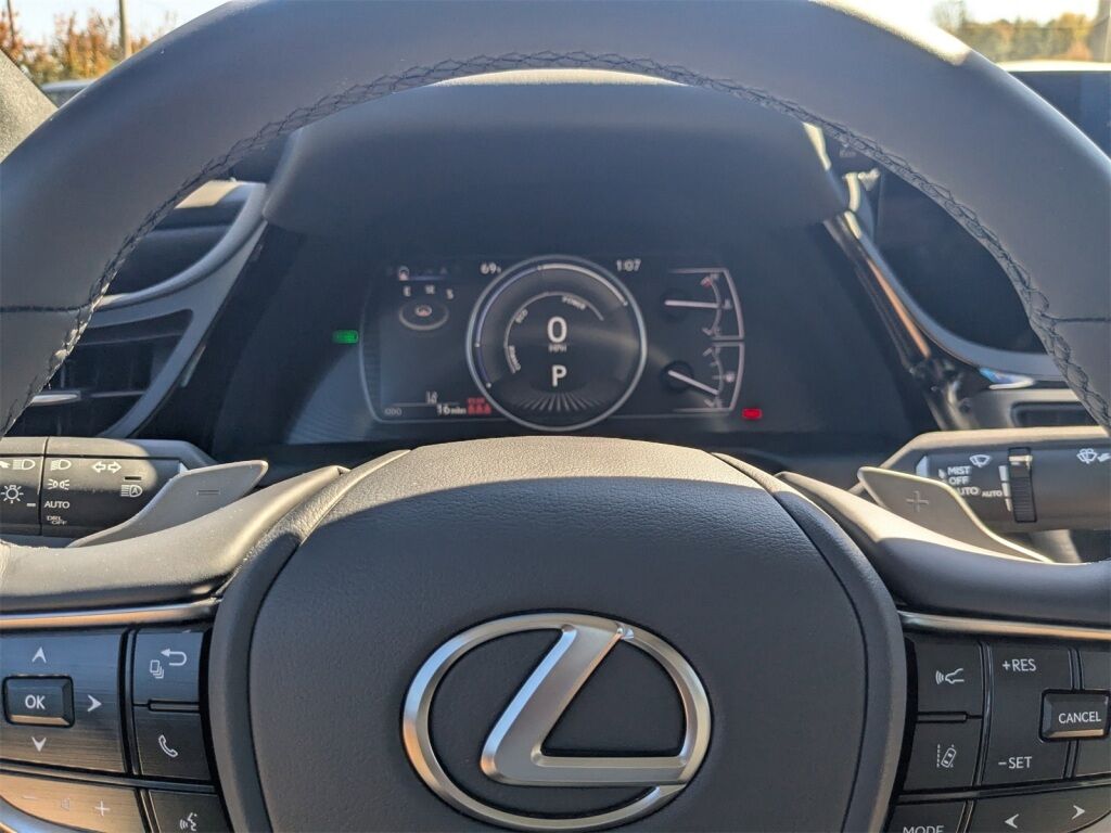 2025 Lexus ES HYBRID ES 300h Richmond VA