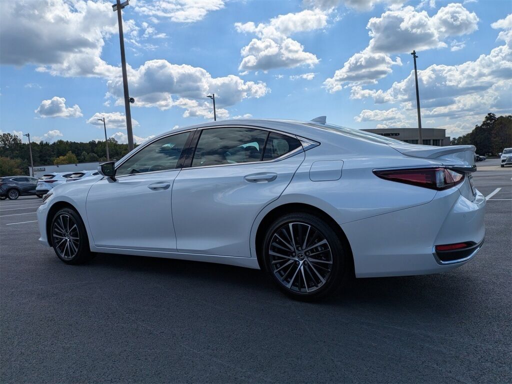 2025 Lexus ES HYBRID ES 300h Richmond VA