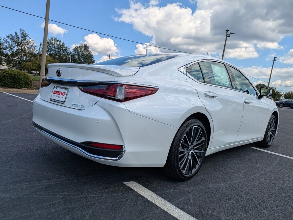 2025 Lexus ES HYBRID ES 300h Richmond VA