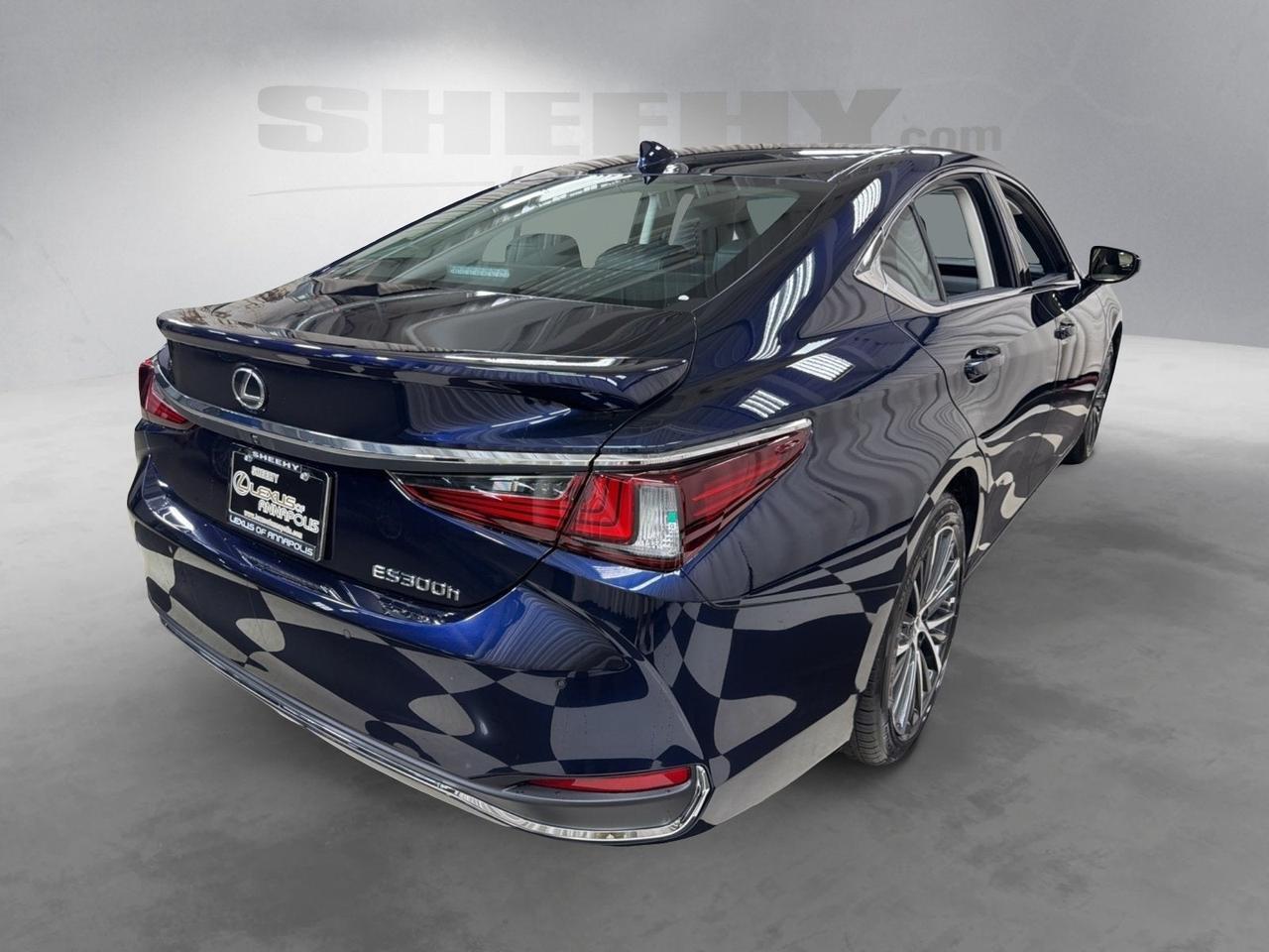 2025 Lexus ES HYBRID ES 300h Annapolis MD