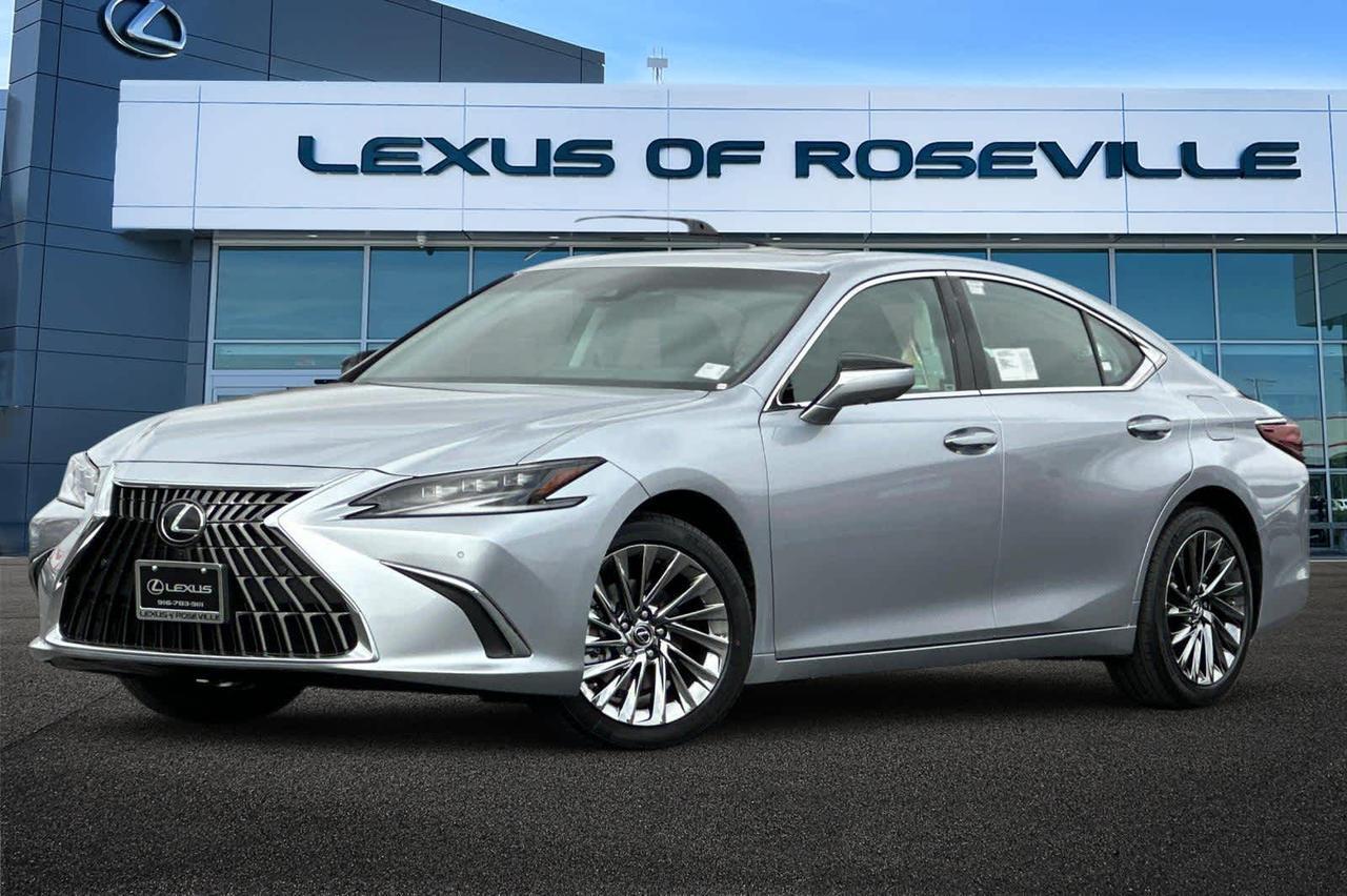 2025 Lexus ES Luxury