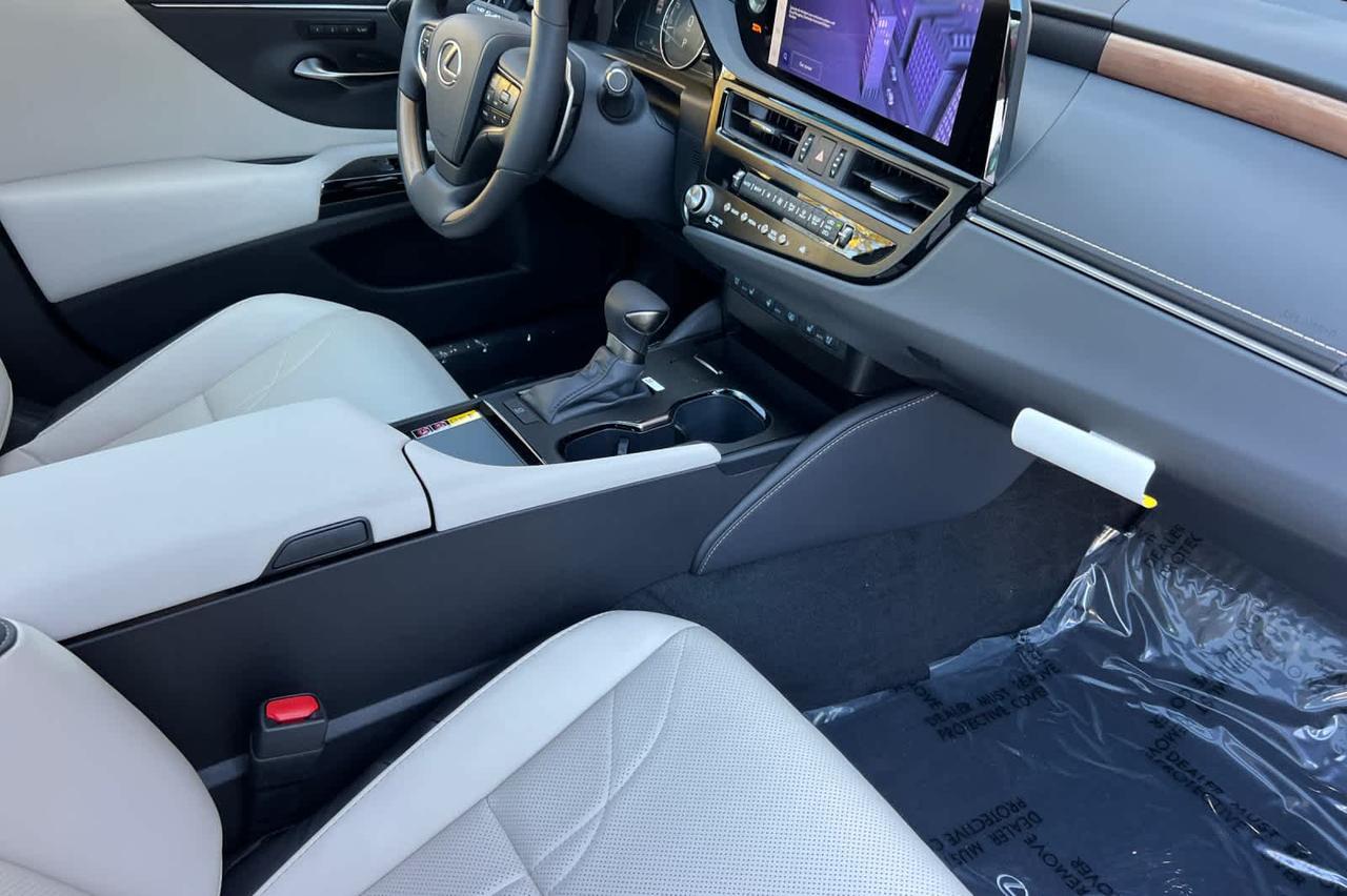 2025 Lexus ES Luxury Roseville CA