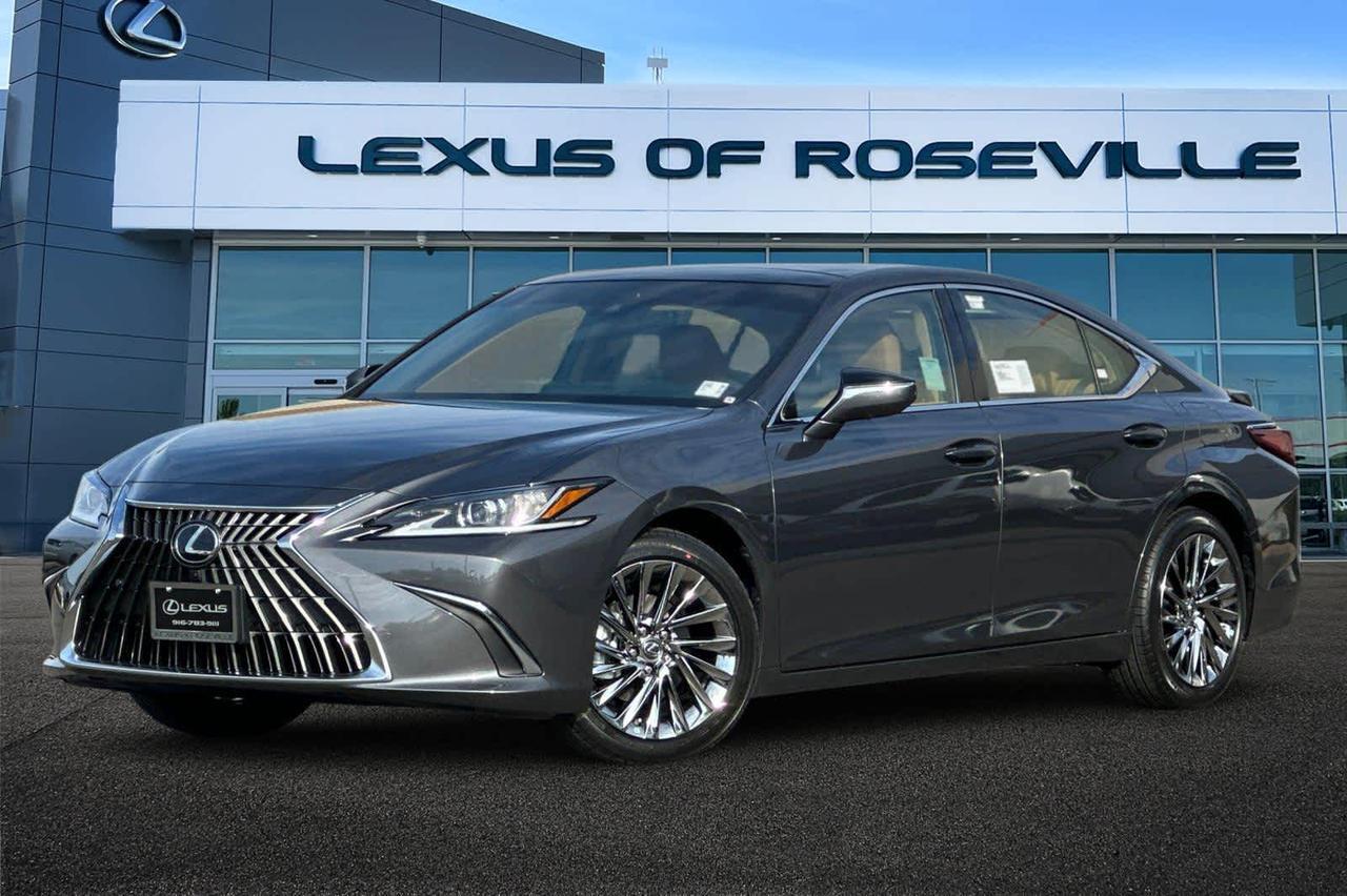 2025 Lexus ES Luxury