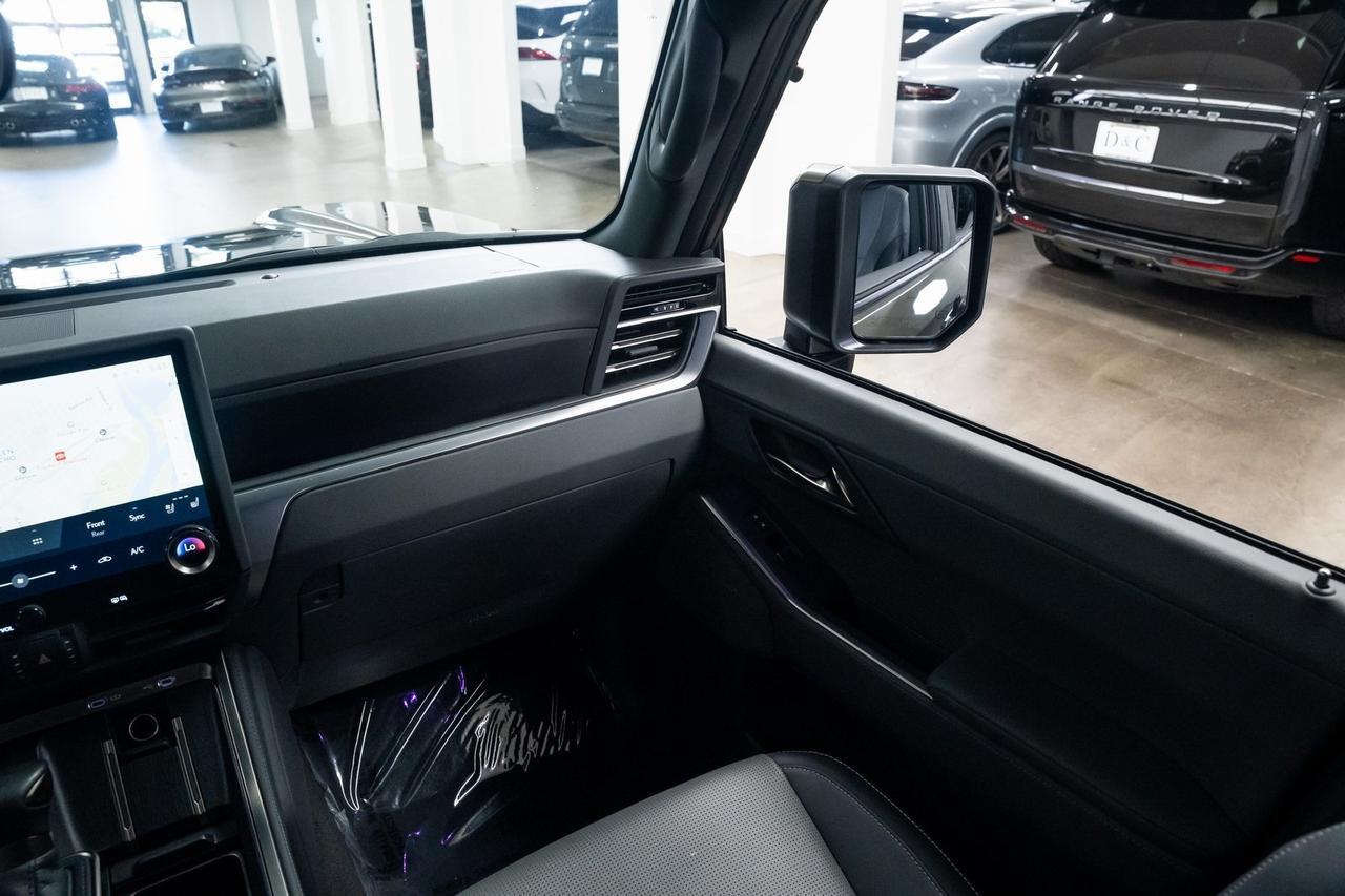 2025 Lexus GX 550 Luxury 1 Owner Vented Seats Mark Levinson Audio Portland OR