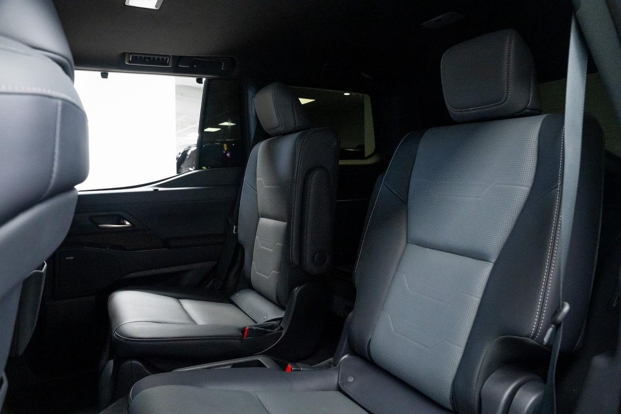 2025 Lexus GX 550 Luxury 1 Owner Vented Seats Mark Levinson Audio Portland OR