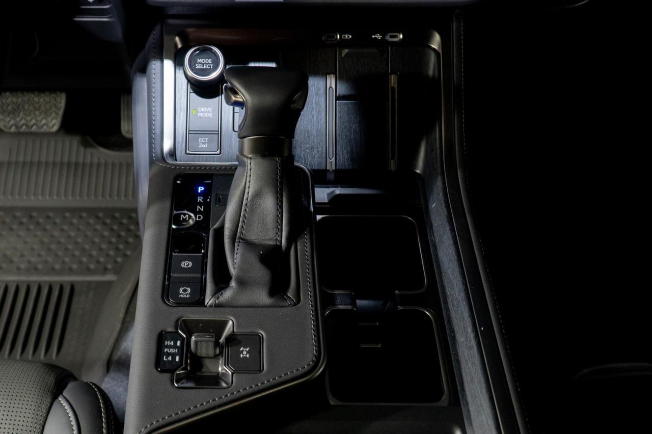 2025 Lexus GX 550 Luxury+ LIFTED w/NICHE wheels & NITTO RIDGE GRAPLLER tires Franklin TN