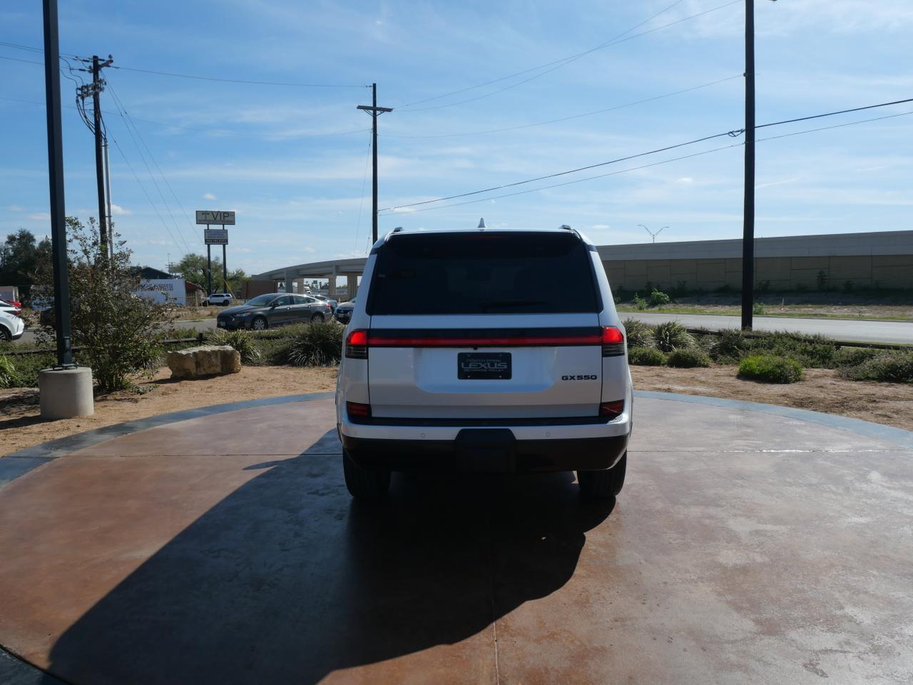 2025 Lexus GX 550 Luxury