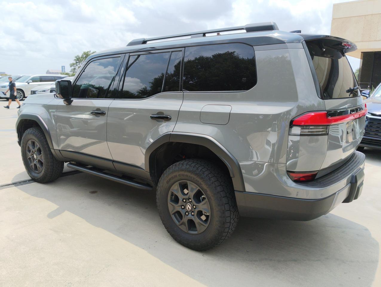 2025 Lexus GX 550 Overtrail+