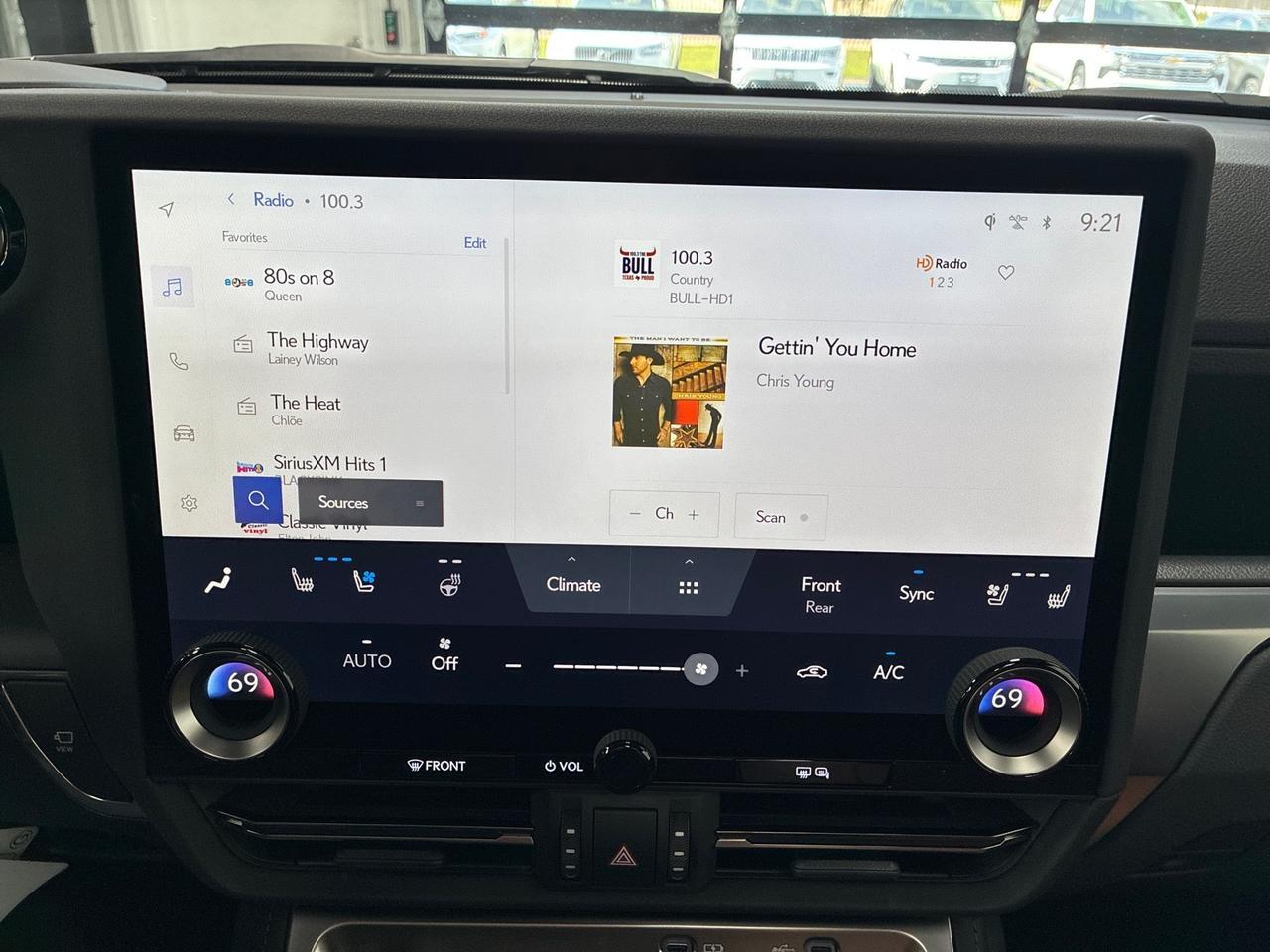 2025 Lexus GX550 Luxury, Captain&apos;s Seats, Cold Area Pkg, ML 21-Speaker Sound, Traffic Jam Assist Houston TX