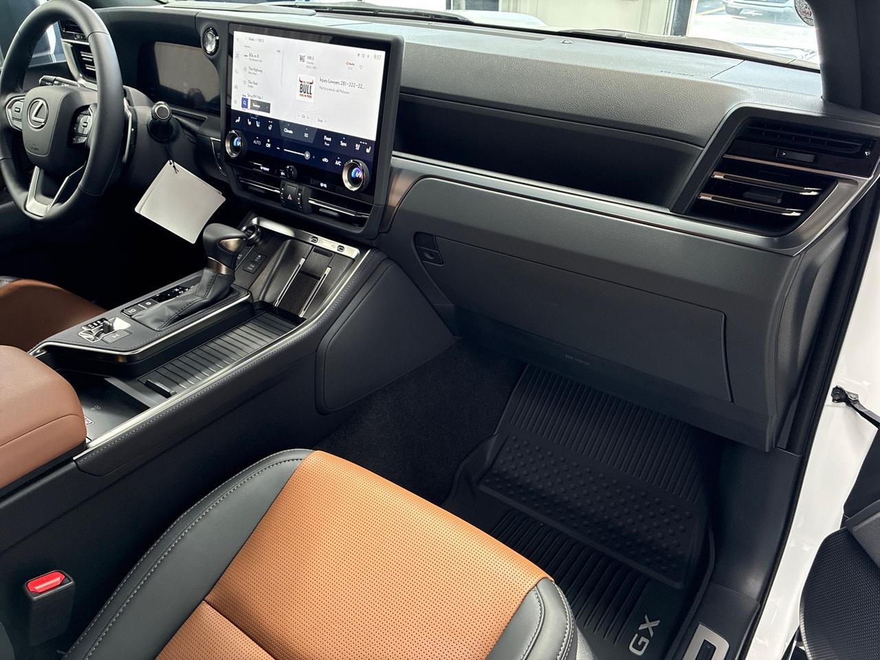 2025 Lexus GX550 Luxury, Captain&apos;s Seats, Cold Area Pkg, ML 21-Speaker Sound, Traffic Jam Assist Houston TX