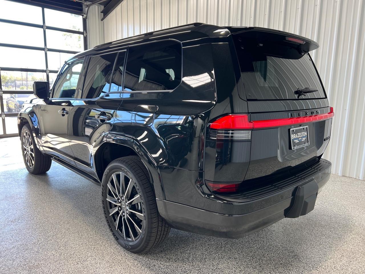 2025 Lexus GX550 Luxury+, Cold Area Pkg, Digital Key, HUD, Traffic Jam Assist