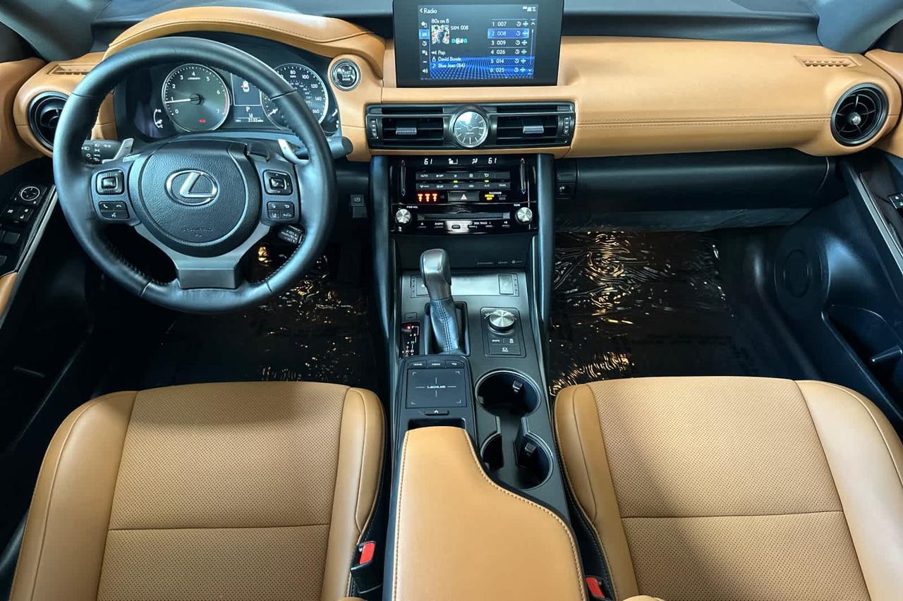 2025 Lexus IS 300 F SPORT Design