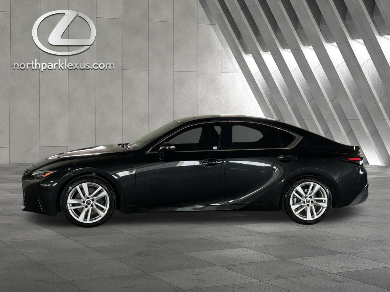 2025 Lexus IS 300