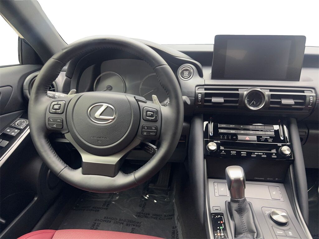2025 Lexus IS 350 F SPORT Design CAM,SUNROOF,CLMT STS,BLIND SPOT Irving TX