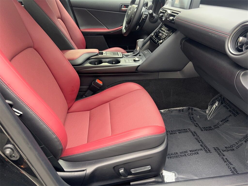 2025 Lexus IS 350 F SPORT Design CAM,SUNROOF,CLMT STS,BLIND SPOT Irving TX