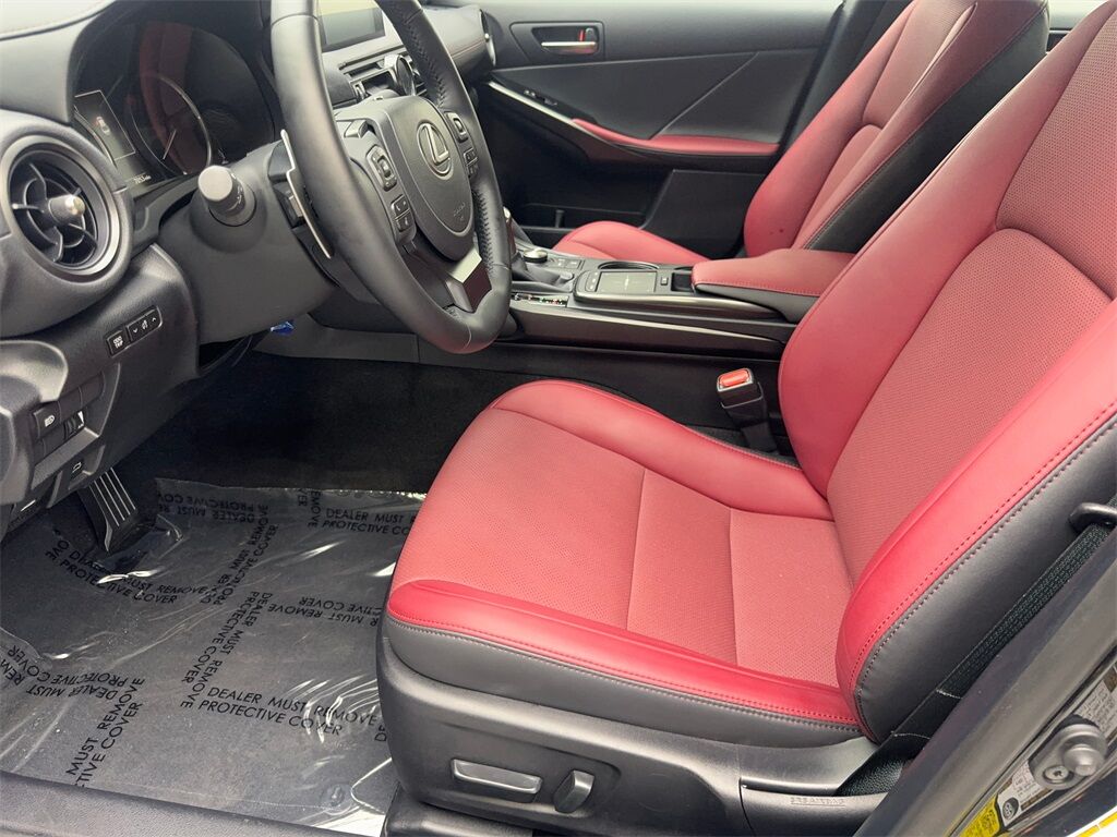 2025 Lexus IS 350 F SPORT Design CAM,SUNROOF,CLMT STS,BLIND SPOT Irving TX