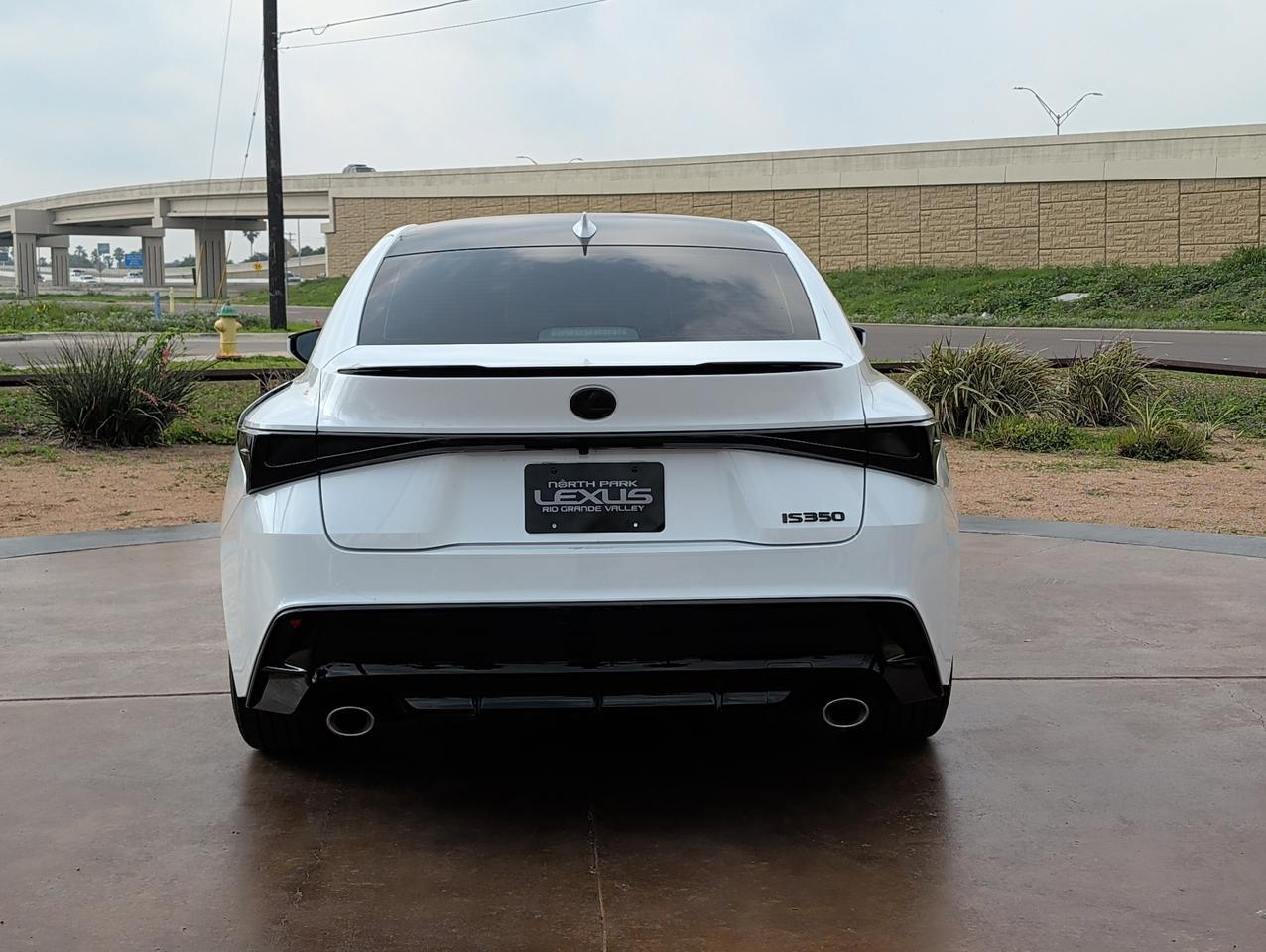 2025 Lexus IS 350 F SPORT Design