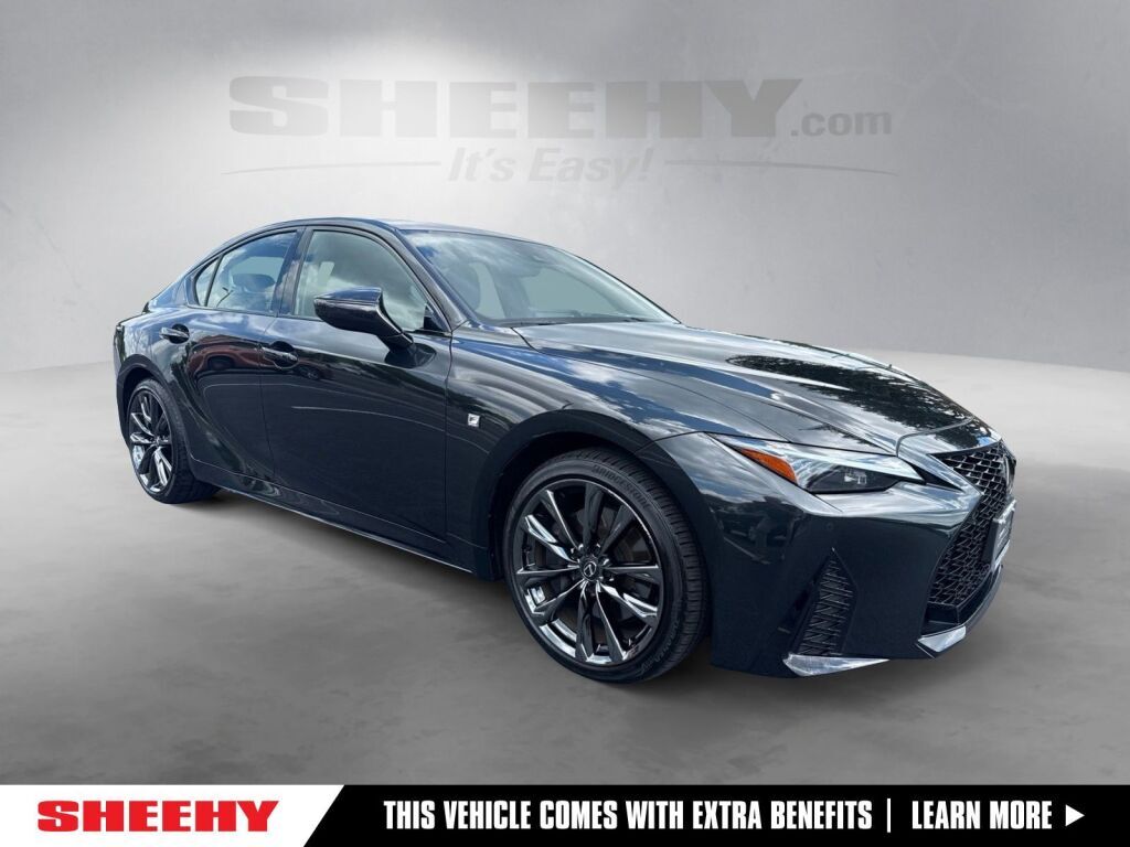 2025 Lexus IS
