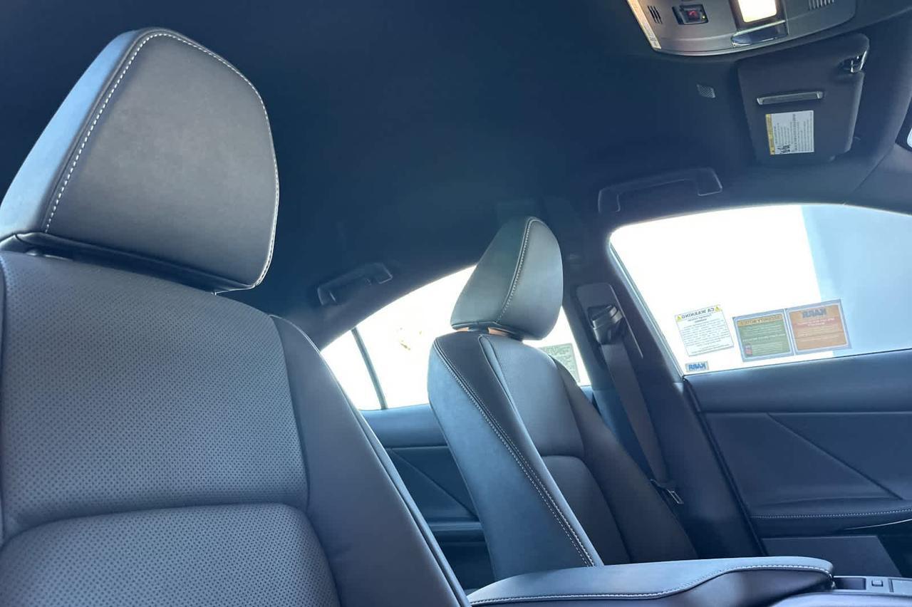 2025 Lexus IS F SPORT Design Roseville CA