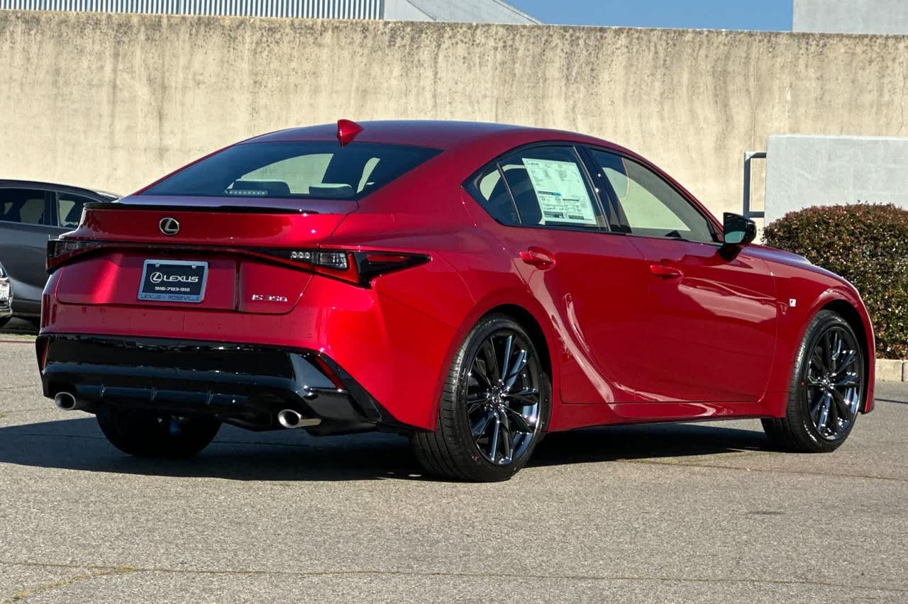 2025 Lexus IS F SPORT