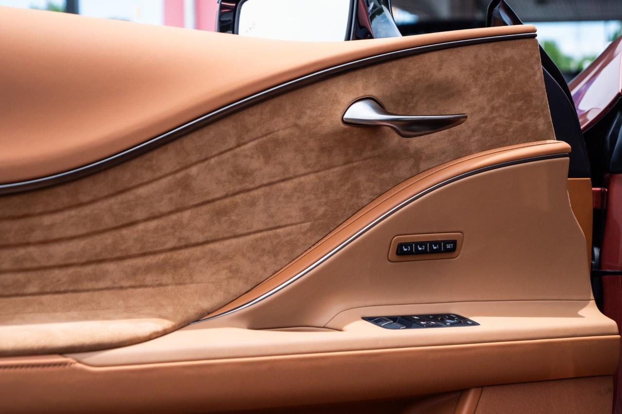 2025 Lexus LC 500 / Bespoke Build / Carbon Fiber Roof / Mark Levinson Audio! Lincolnton NC