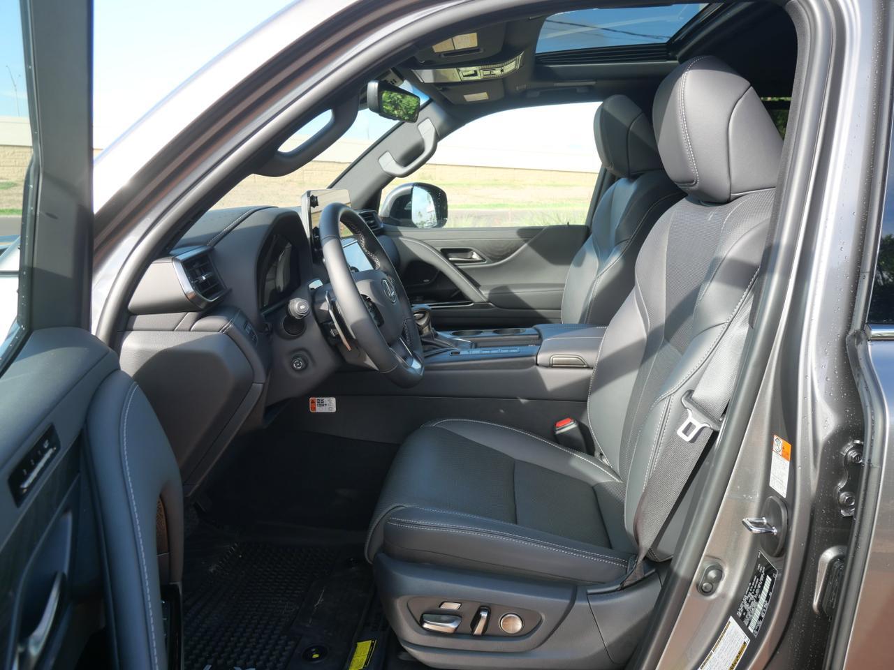 2025 Lexus LX 600 Premium San Juan TX
