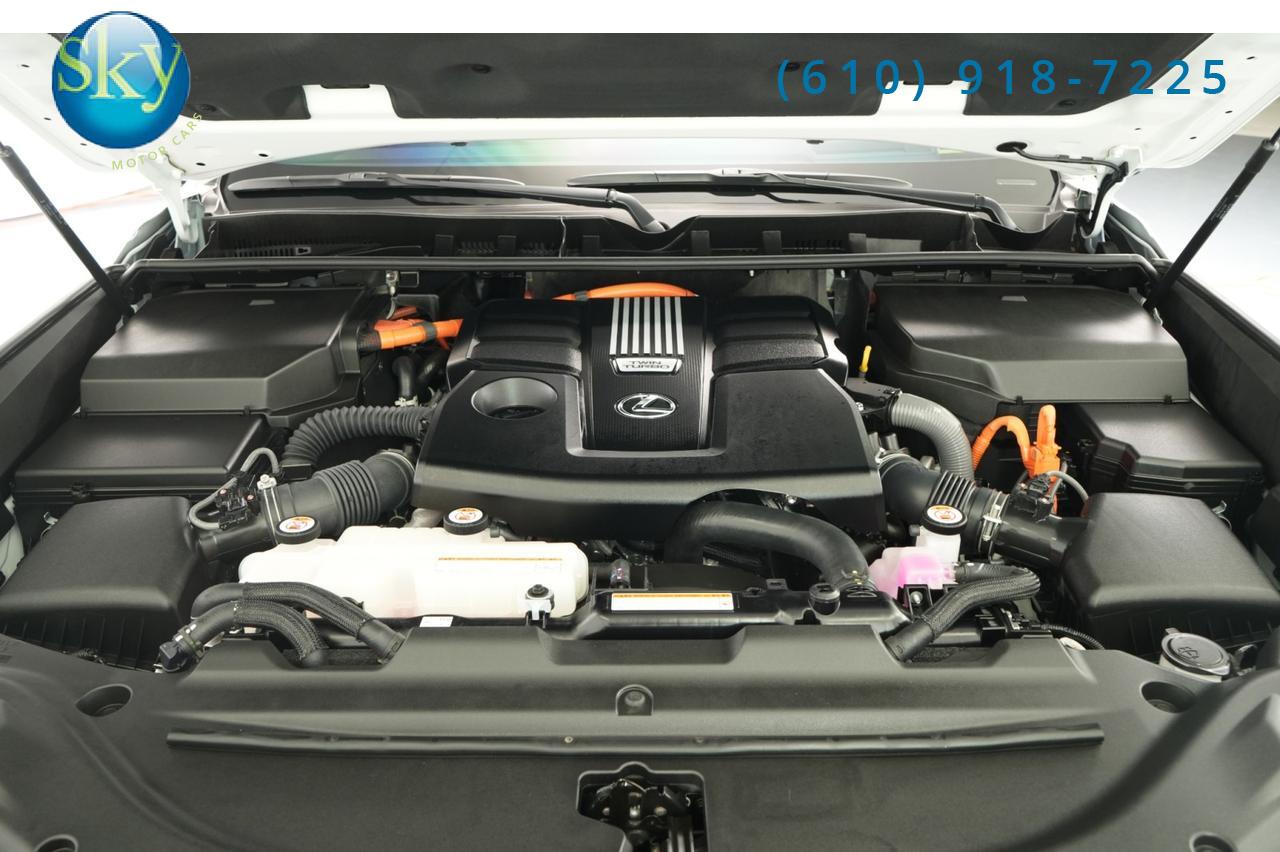 2025 Lexus LX 700h 4WD F SPORT West Chester PA