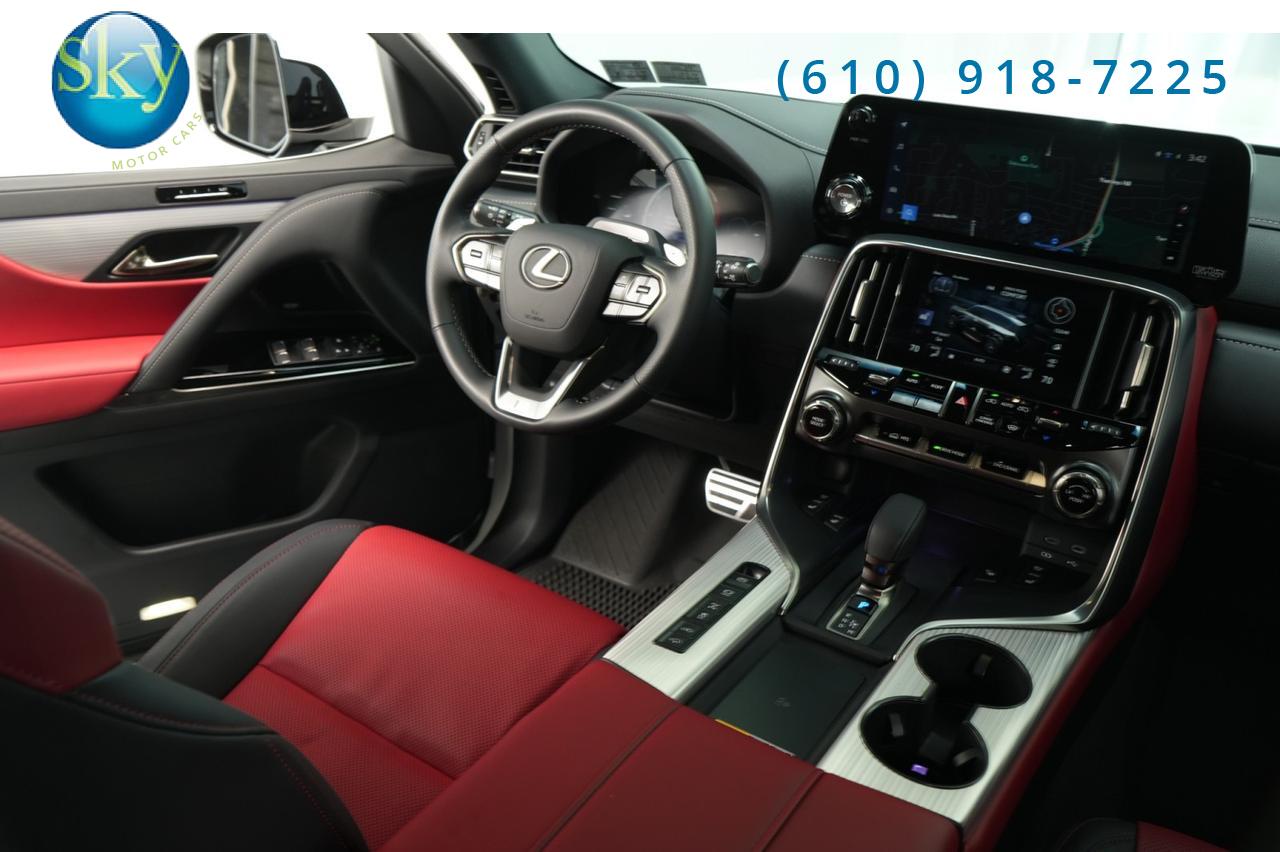 2025 Lexus LX 700h 4WD F SPORT West Chester PA