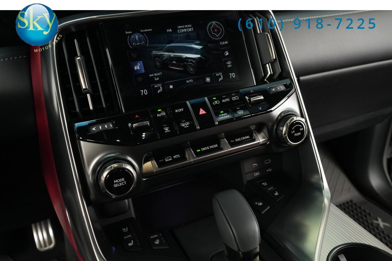 2025 Lexus LX 700h 4WD F SPORT West Chester PA