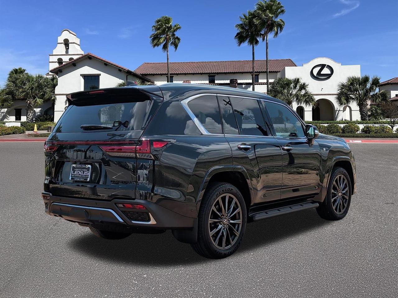 2025 Lexus LX 700h F SPORT