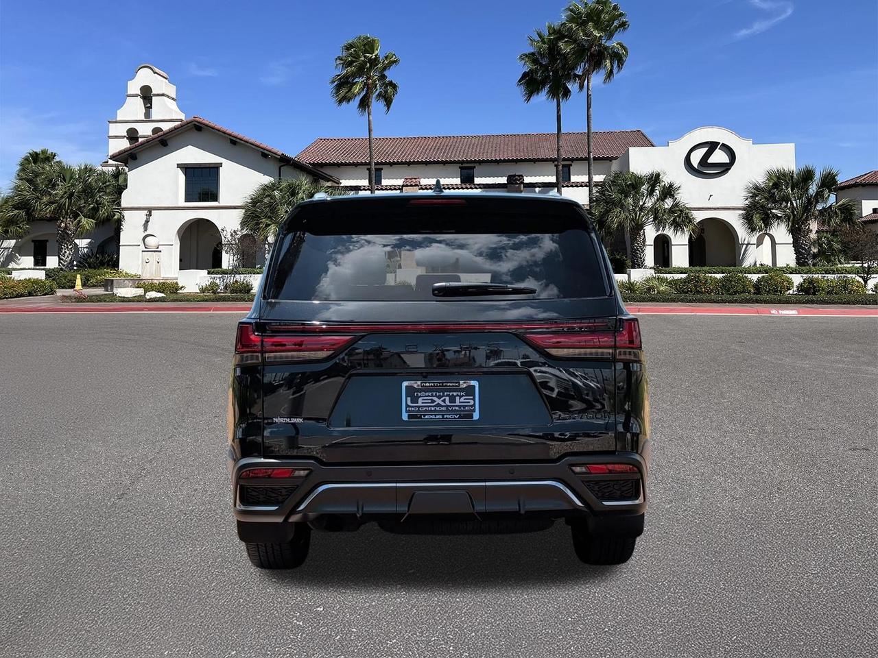 2025 Lexus LX 700h F SPORT