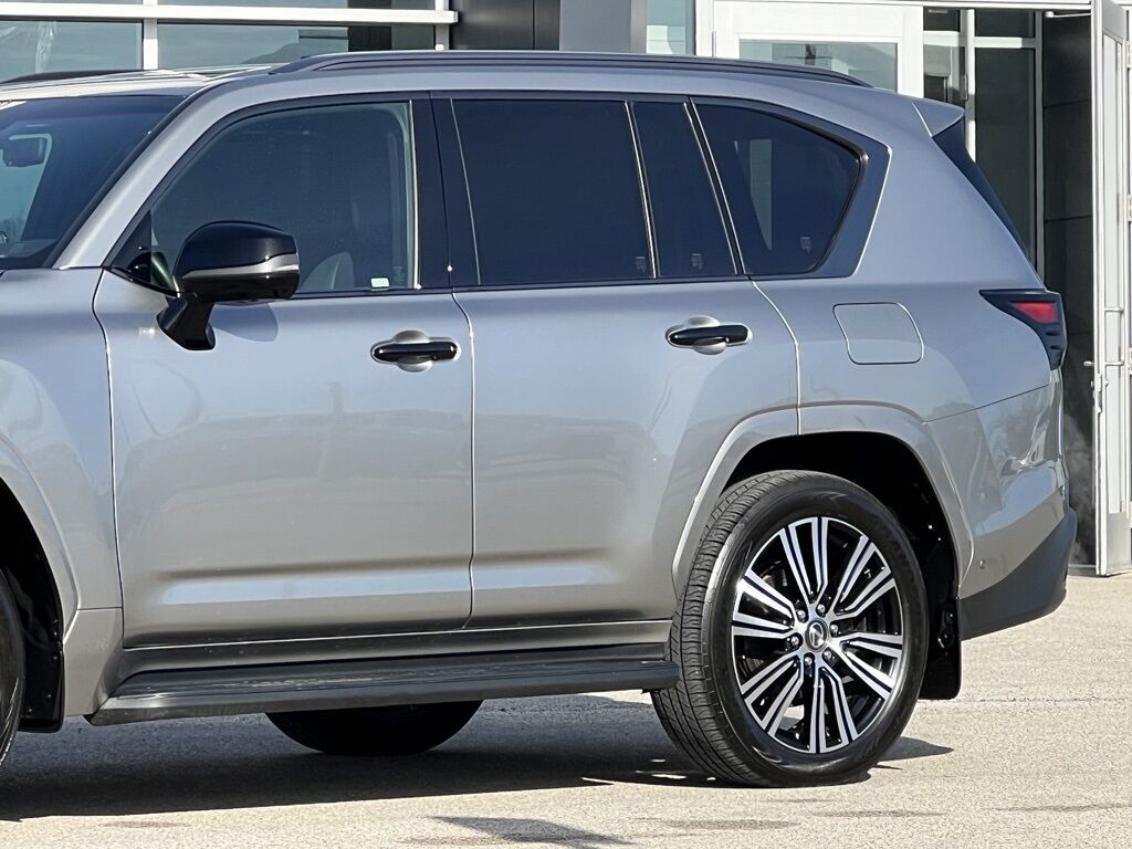 2025 Lexus LX 700h Luxury Indianapolis IN
