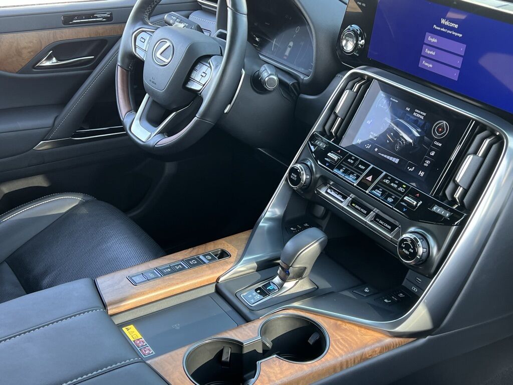 2025 Lexus LX 700h Luxury Indianapolis IN